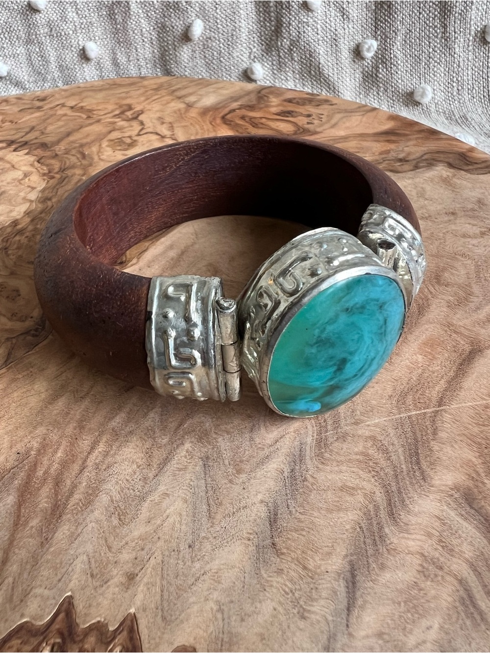 Chunky Turquoise Swirl Glass, Wood & Silver toned Accent Bangle